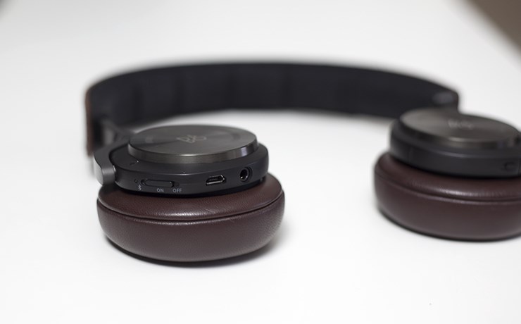 Bang-&-Olufsen-BeoPlay-H8-8 recenzija test (10).jpg